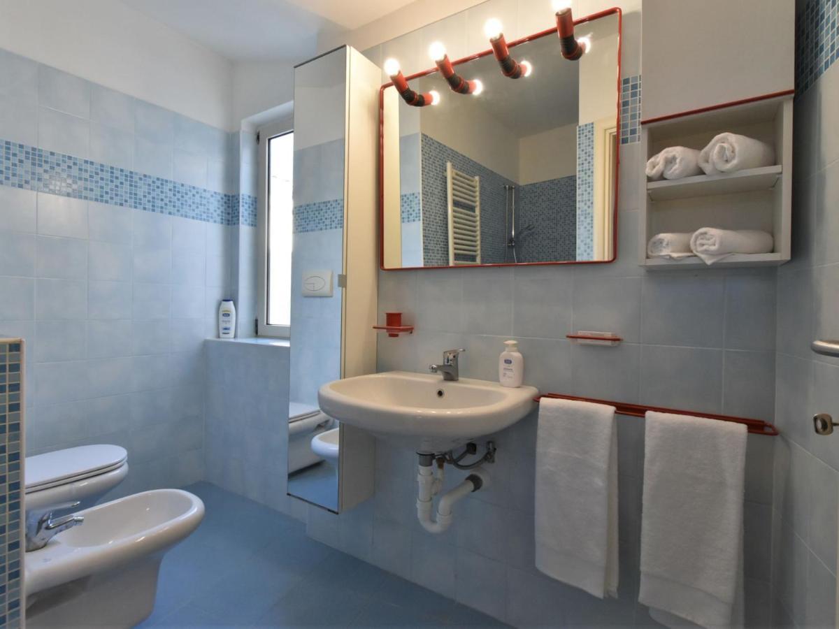 Apartment Duomo Mansarda By Interhome Iseo Buitenkant foto