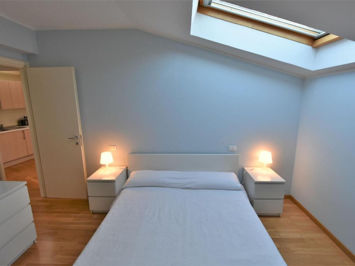 Apartment Duomo Mansarda By Interhome Iseo Buitenkant foto