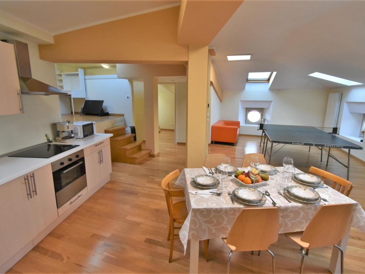 Apartment Duomo Mansarda By Interhome Iseo Buitenkant foto