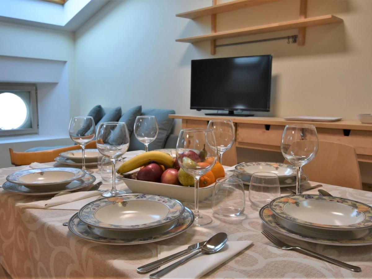 Apartment Duomo Mansarda By Interhome Iseo Buitenkant foto